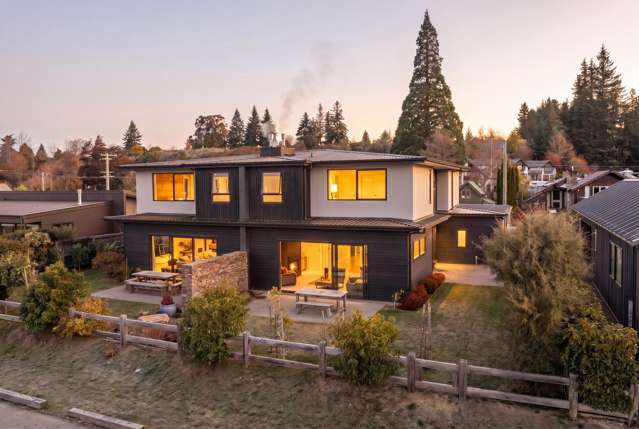 Your four-season Wanaka retreat