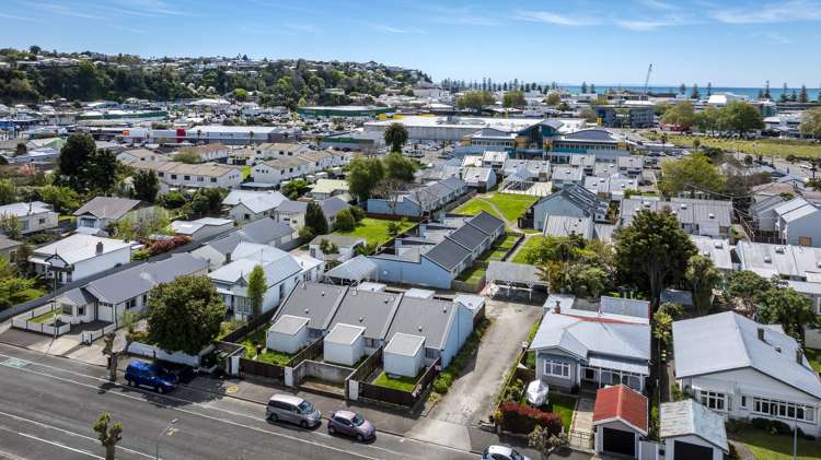 27 Nelson Crescent, 7 Hall Street and 51 Wellesley Road Napier South_10