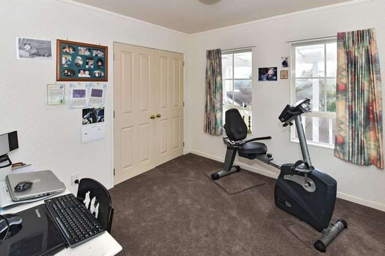 2 Muka Close The Gardens_17