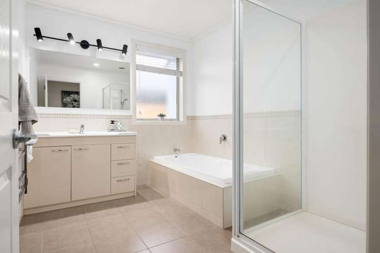 2 Holly Place Rototuna North_11