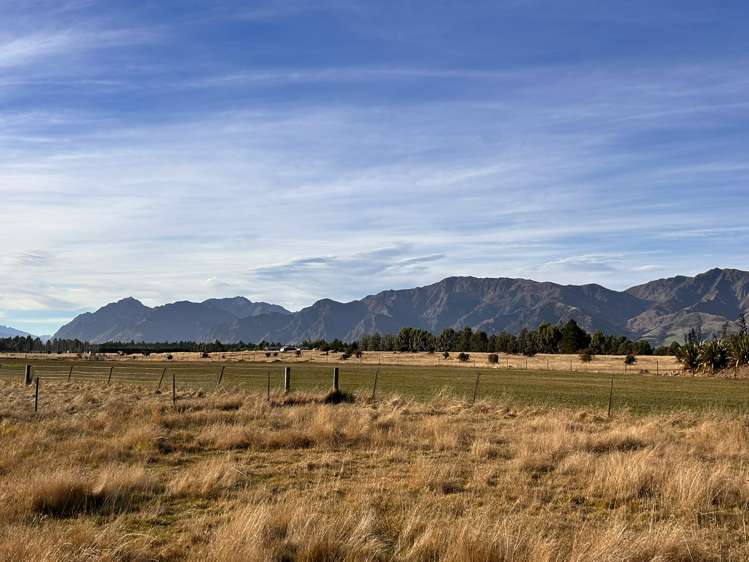 Lake Hawea Albert Town Road Lake Hawea_6
