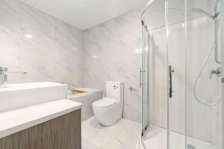 32 Pencaitland Drive Flat Bush_8