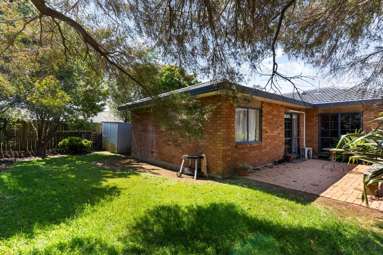 3 Woodlark Close_3