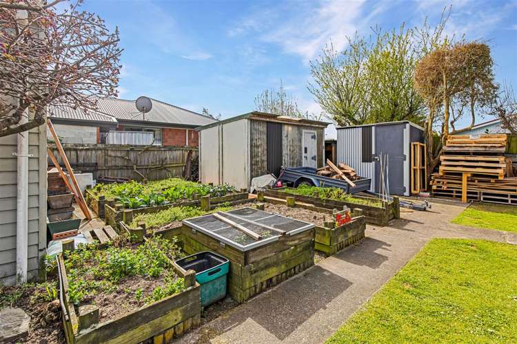 33 Neill Street Hornby_14