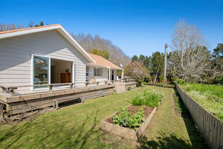 17 Slowater Lane Puhoi_16