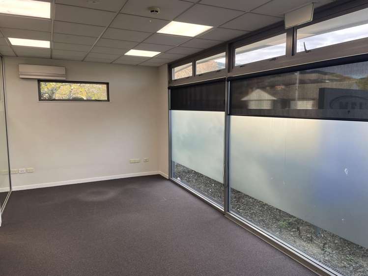 Ground Floor/20 Oxford Street Richmond_8