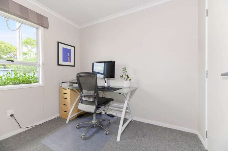 1/375 Wairau Road Totara Vale_11