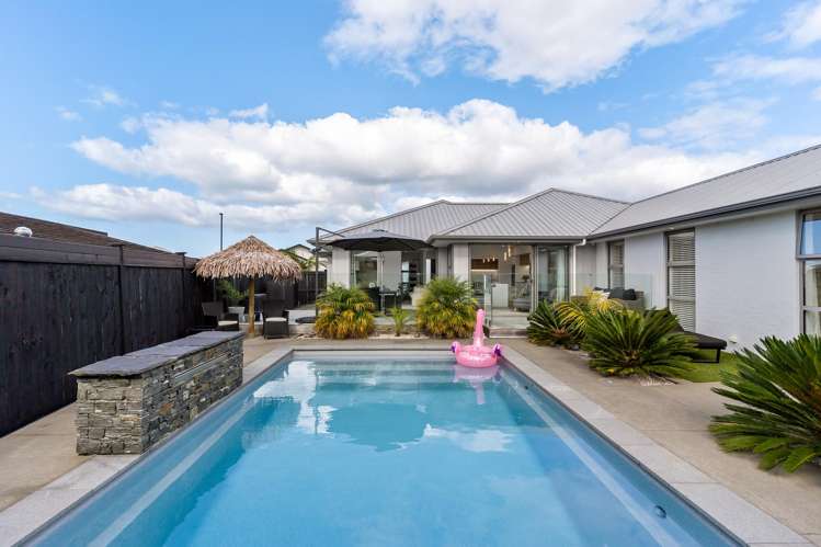 6 Davey Crescent_0