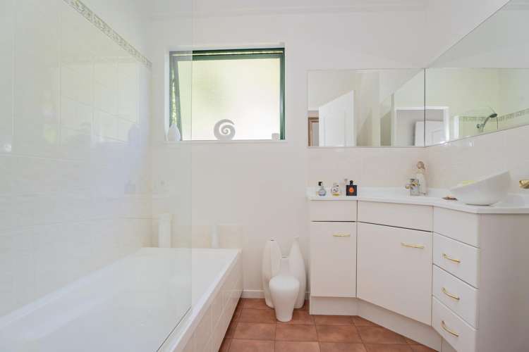 189 Main Road Tairua_14