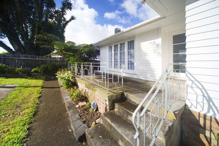 61 Waipani Road Te Atatu Peninsula_11