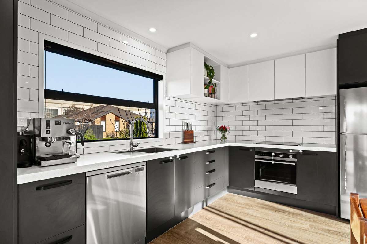 2 Colin Laloli Place_1