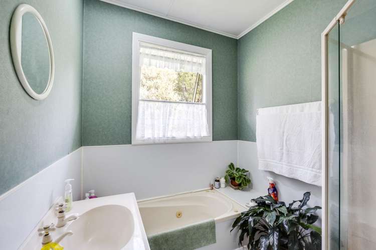 39 Farndon Road Clive_12