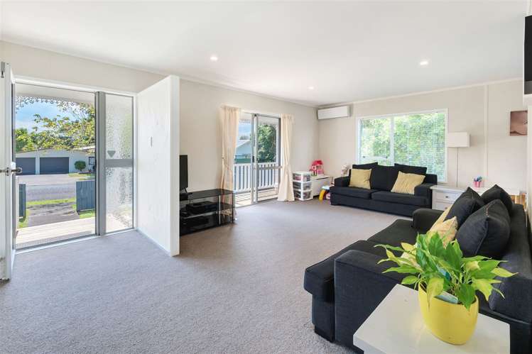 22 Bluewater Place Wattle Downs_3