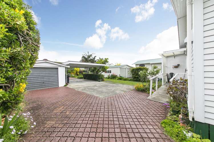 52 Huia Road Point Chevalier_11