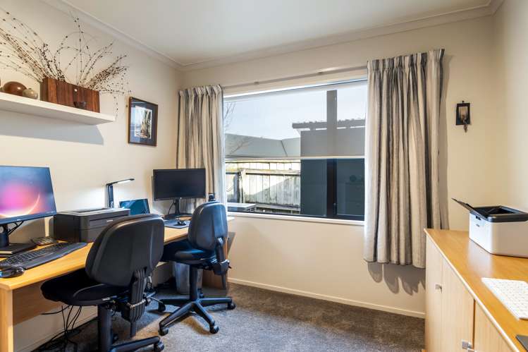 47 Otia Drive Richmond_9