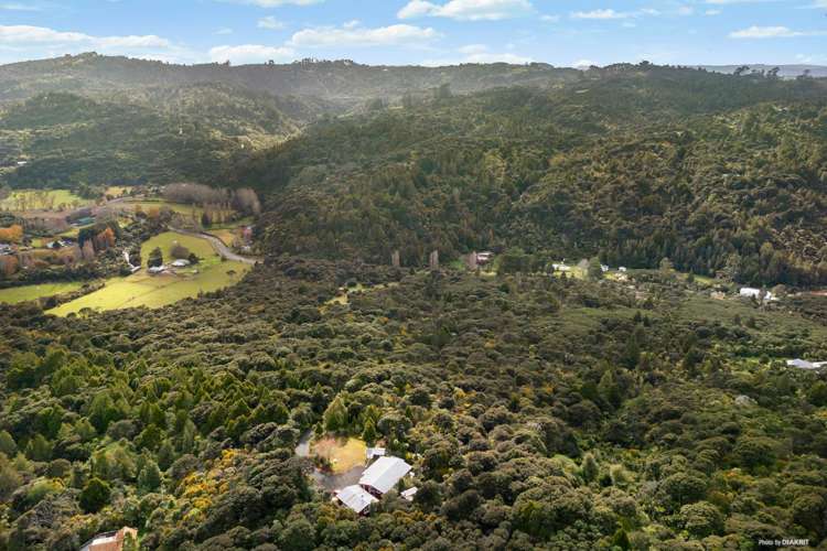 2 Aio Wira Road Waitakere_7