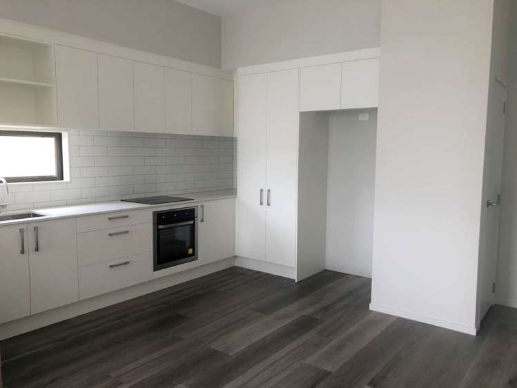 102 Whenuapai Drive Whenuapai_8