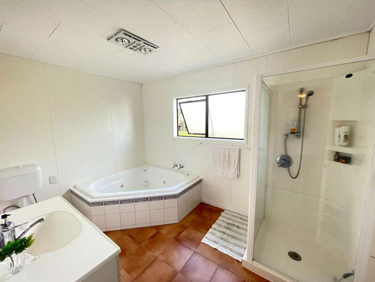 19 Melia Grove Goodwood Heights_7