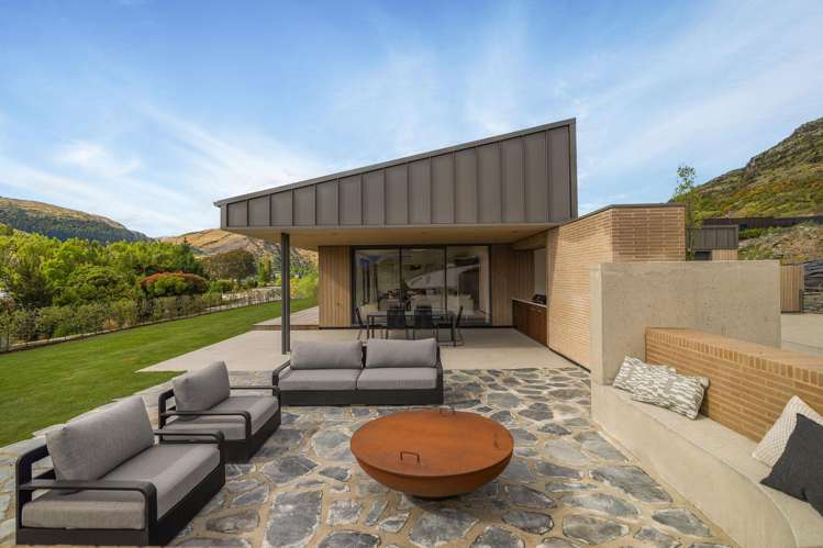 3 Spring Hill Road Kelvin Heights_8