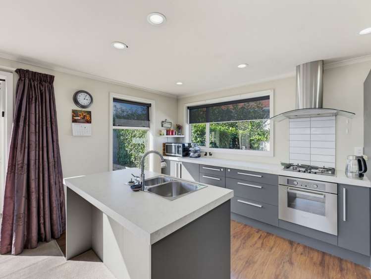2 Redwood Street_5