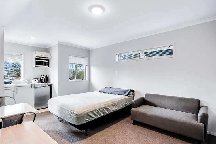 C/8/30 Hunter Street 500063_1
