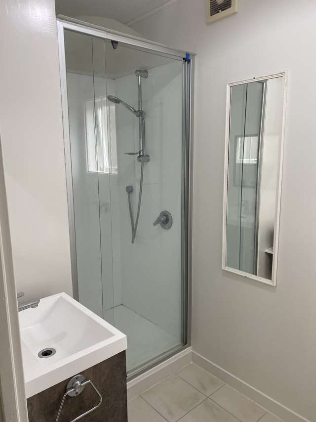 4/2 Springfield Road Western Springs_4