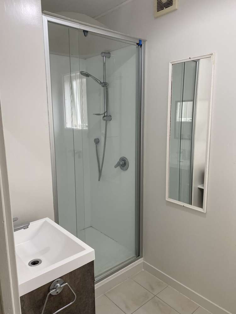 4/2 Springfield Road Western Springs_4