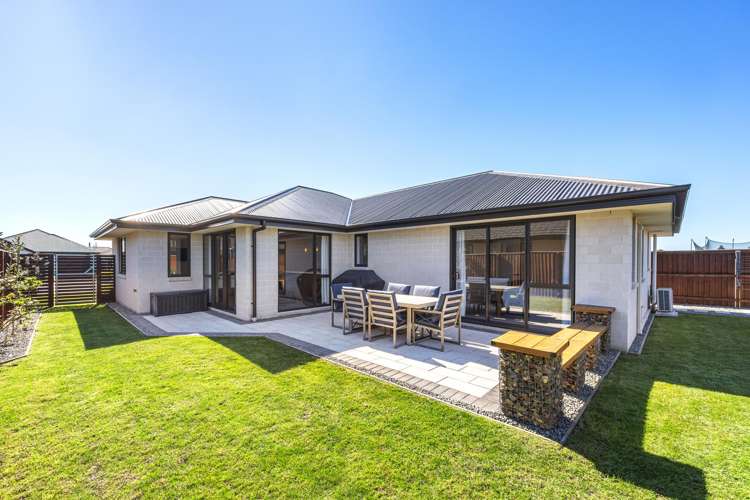 27 Minerva Crescent_1