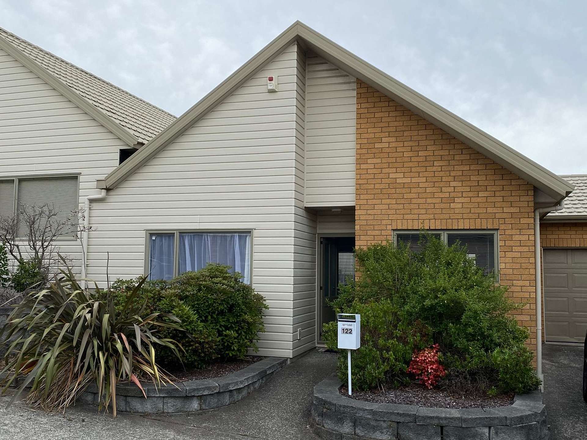 121/172 McLeod Road Te Atatu South_0