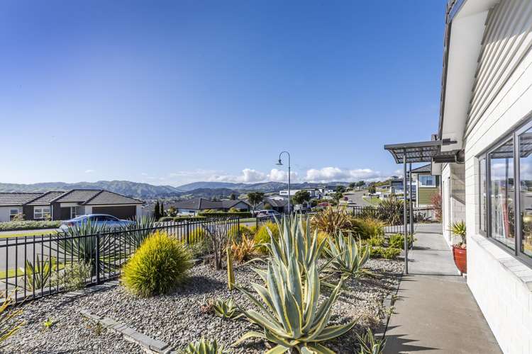 13 Madeira Close Whitby_16