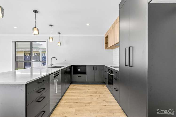 2/22 Halswell Street_1