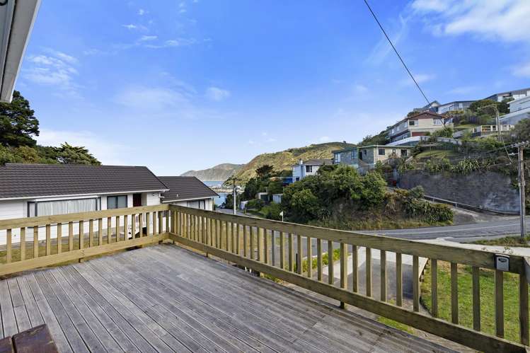 F1/165 Severn Street Island Bay_12