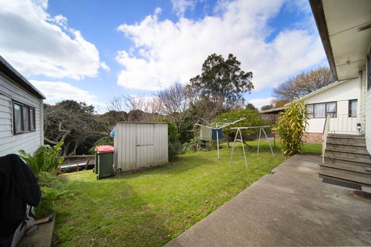 17 Antrim Crescent Otara_14