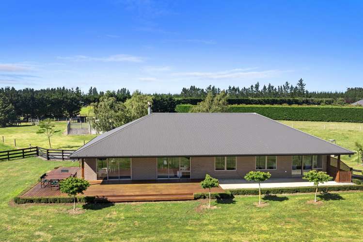 2840 South Eyre Road West Eyreton_37