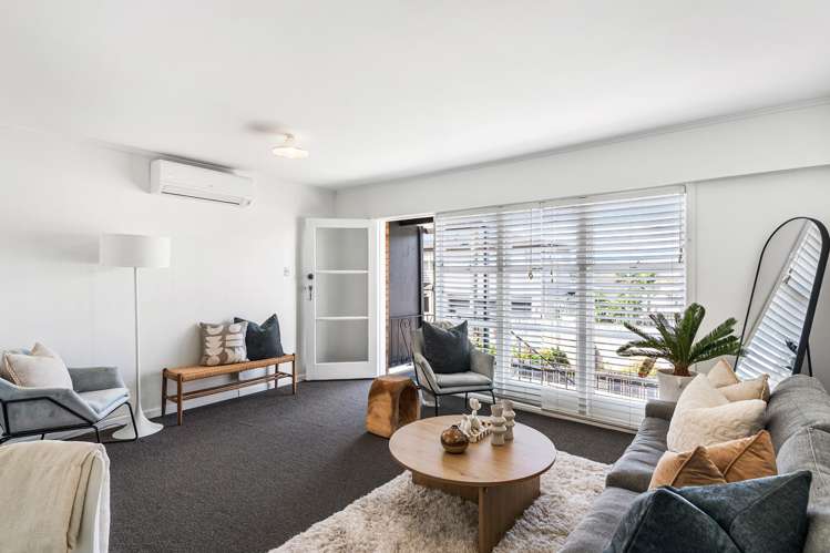 2/201 Mt Smart Road Onehunga_3