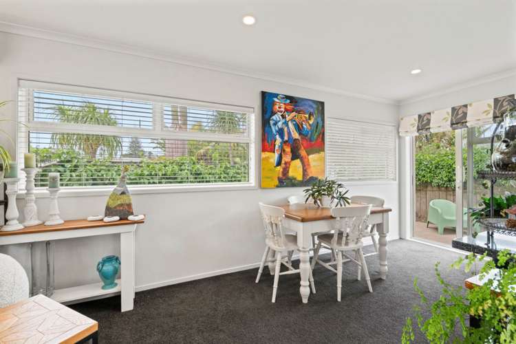 7 Annalise Place Orewa_10