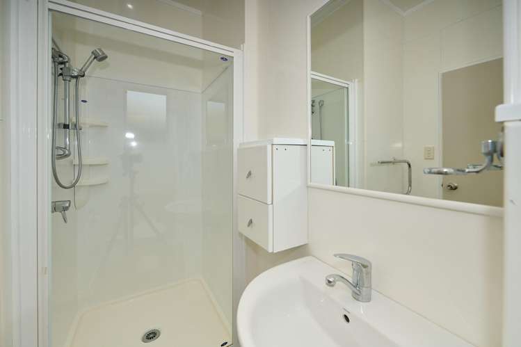 156 Sands Crescent Matarangi_13