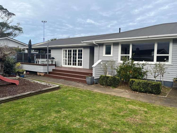 22a Waiwera Place_0