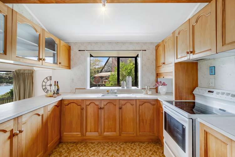 2/10 Dayspring Way Pakuranga_9