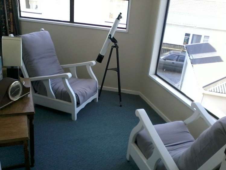 2/100 Lyall Parade Lyall Bay_8