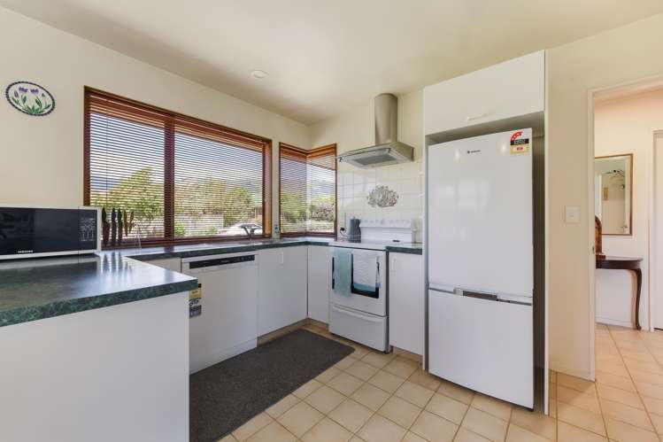 3 Maple Crescent Richmond_5