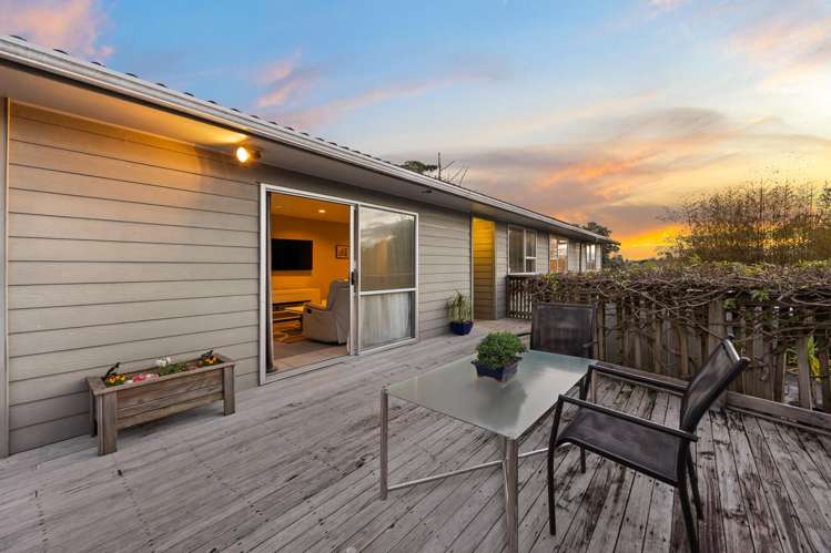19 Pahi Place West Harbour_15