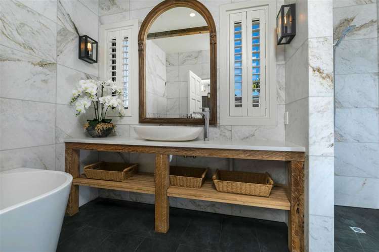 20 Myra Evelyn Grove Dairy Flat_17