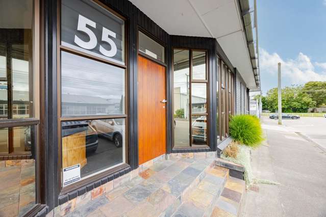 Versatile industrial opportunity in prime location