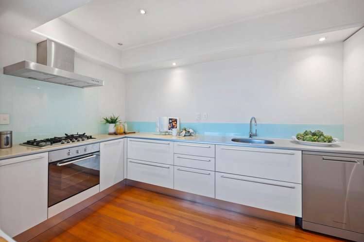 24 Takutai Avenue Bucklands Beach_14