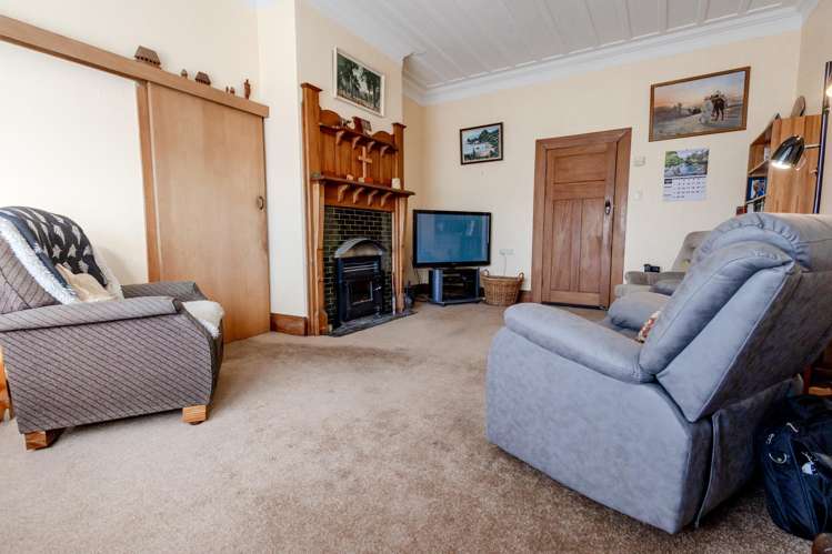 141 Weld Street Hokitika_5