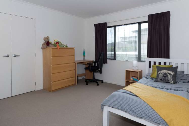 6 Kinmont Rise East Tamaki Heights_21