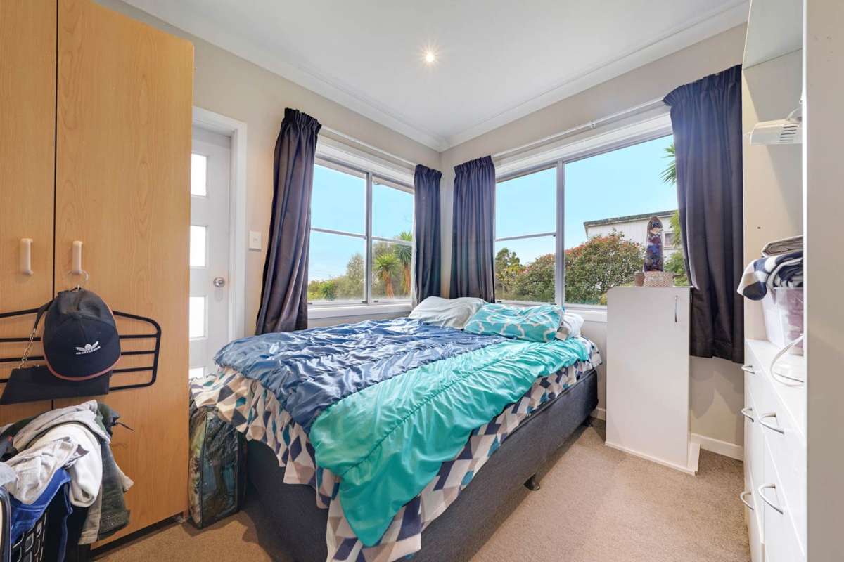 582 Massey Road_5