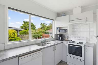 24 Featherston Street_4