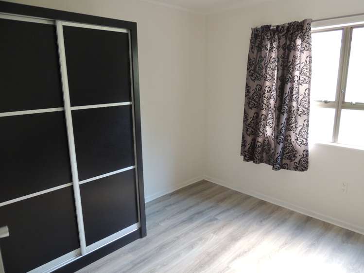 50 Redcrest Avenue Red Hill_16